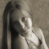 AISD10 c2-05  "Classicality" classic style portraits and figurative art by Jeff Knowles : portrait, fine portrait, classic, classical, traditional, figurative, adult, child, parent, sibling, pregnancy, maternity, teen, preteen, tween, child, family, contemporary, Ardent Images