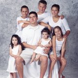 AISF Group01  "Classicality" classic style portraits and figurative art by Jeff Knowles : portrait, fine portrait, classic, classical, traditional, figurative, adult, child, parent, sibling, pregnancy, maternity, teen, preteen, tween, child, family, contemporary, Ardent Images